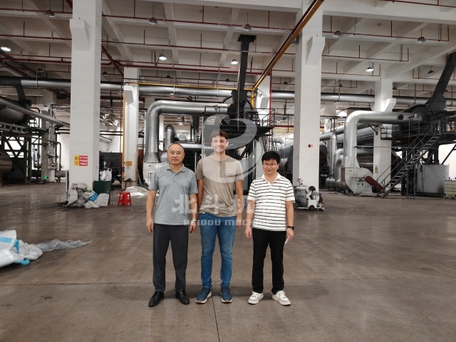 嘿嘿视频APP下载苹果炉落户厂区.jpg